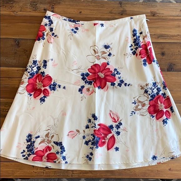 Ann Taylor Loft Skirt size 12P - Picture 1 of 3